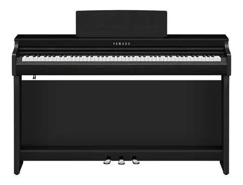 Yamaha CLP 825 B